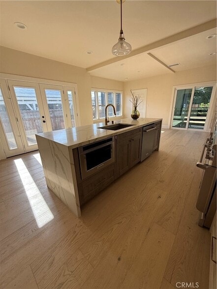 Photo - 2255 W 29th St