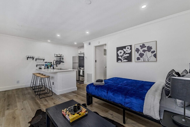 Photo - 2216 Hazard St Unit FL2-ID1257734P