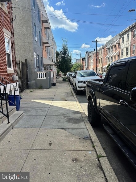 Photo - 2235 N Hancock St