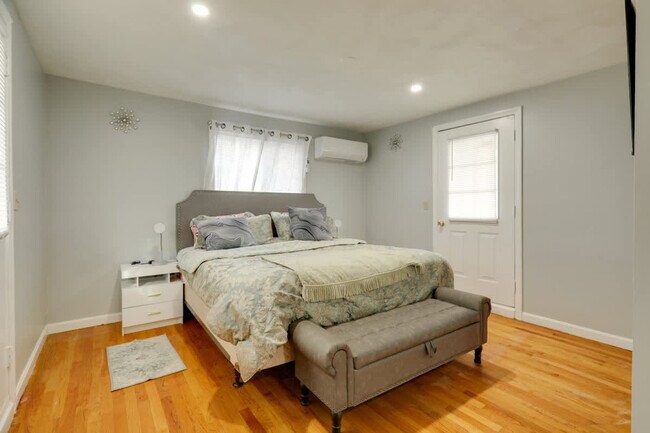 Photo - 12 Kahler Ave Unit SI FL3-ID1593963P