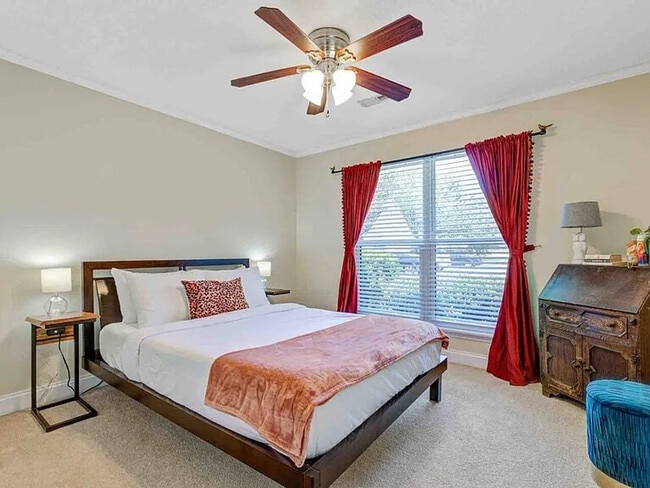 Photo - 905 Burnley Rd Unit ID1318679P