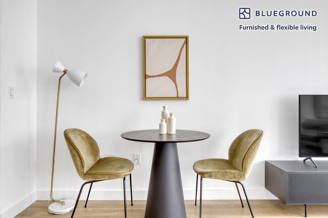 Photo - 15 Cliff St Unit FL7-ID770