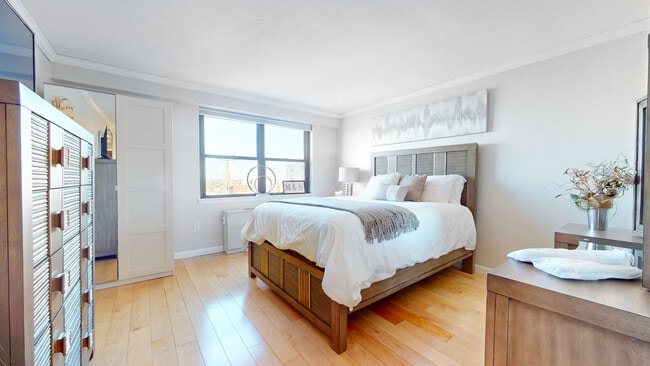 Photo - 8 Whittier Pl Unit GO ID1238047P