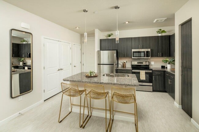 Photo - Skye at McClintock Station