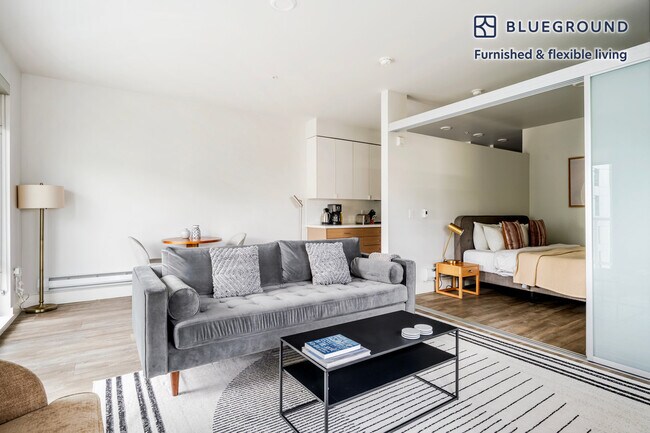 Photo - 285 8th Ave N Unit FL5-ID872