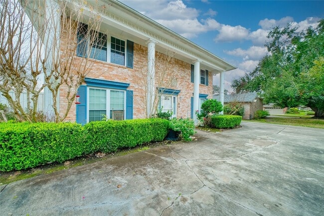 Photo - 3114 Cypress Point Dr