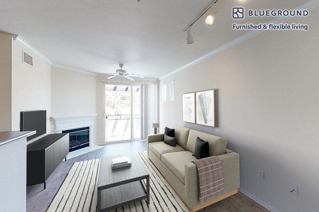 Building Photo - 1579 E Jefferson Wy Unit FL2-ID11147A