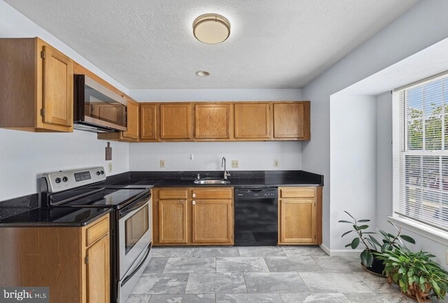 Photo - 1518 Deep Gorge Ct