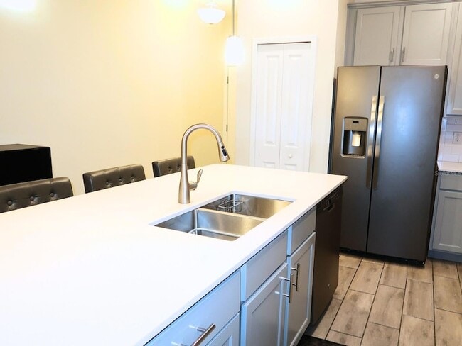 Photo - 9114 Tecumseh Dr