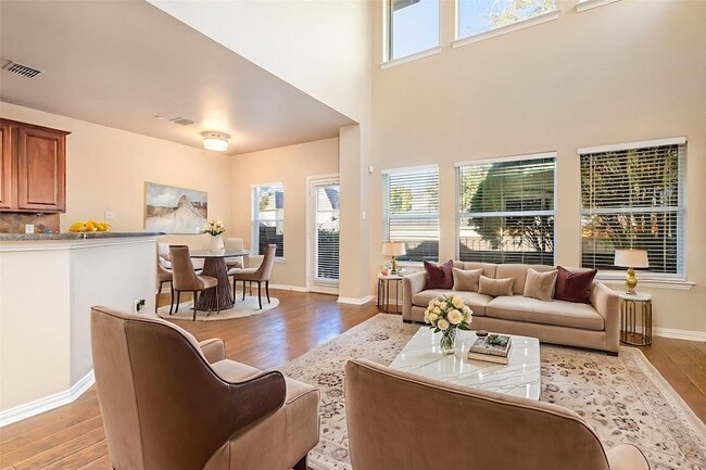 Photo - 4613 Penelope Ln