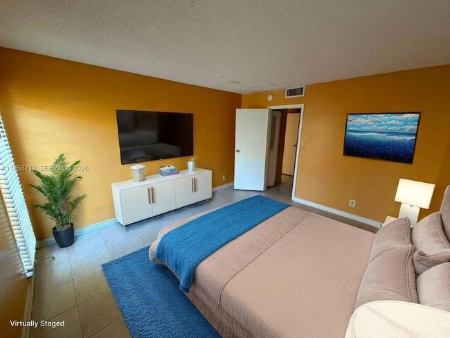 Photo - 4848 NW 24th Ct Unit 232