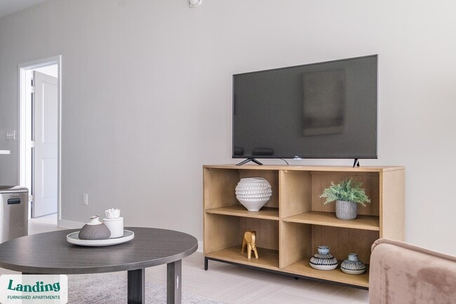 Photo - 600 19th St N Unit 602.1407323