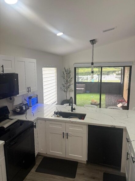 Photo - 8520 Tourmaline Blvd
