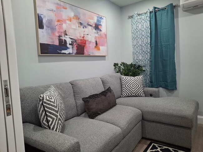 Building Photo - 1111 Atwells Ave Unit ID1373622P