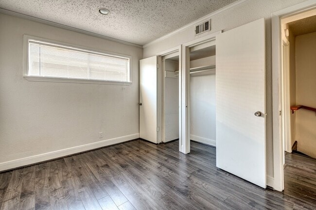 Photo - 4321 Hazard St Unit 9