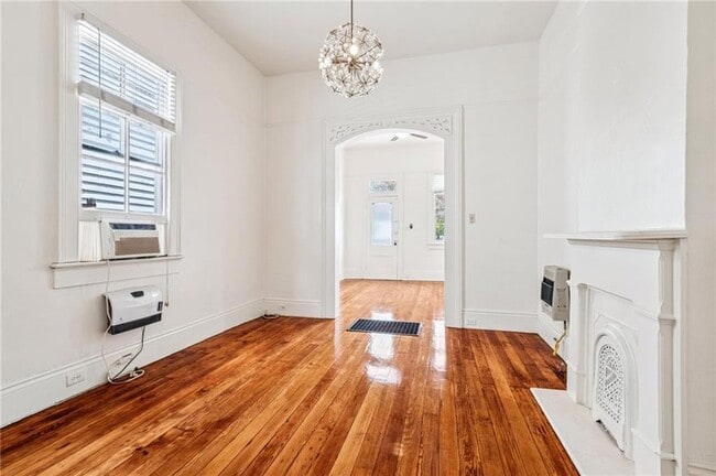 Photo - 1508 Music St