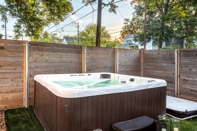 Photo - 52 Waller St Unit ID1244651P