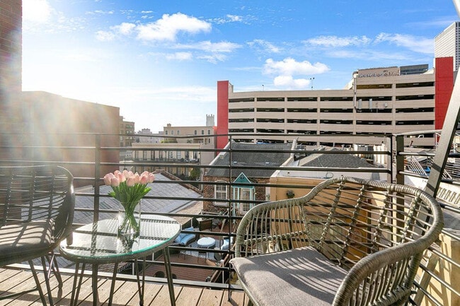 Photo - 611 Commerce St Unit ID1267081P