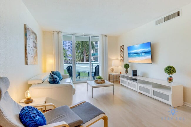 Building Photo - 3901 S Ocean Dr Unit ID1227394P