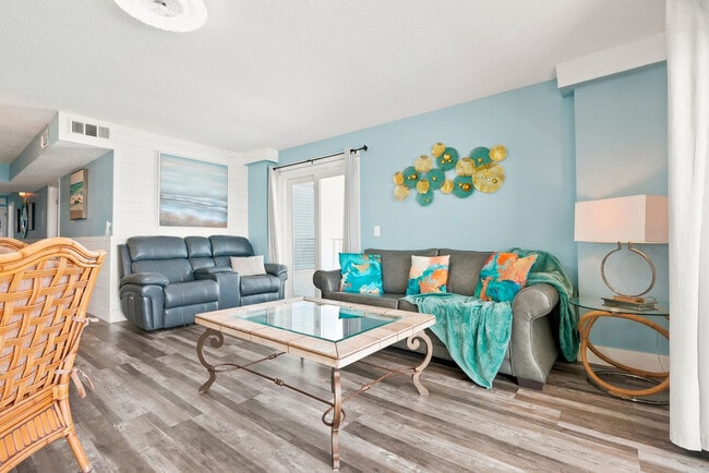 Photo - 8743 Thomas Dr Unit SI FL11-ID1405397P