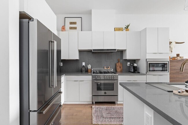 Photo - 207 W Johanna St Unit 306