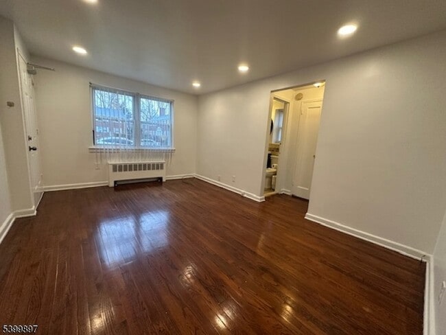 Photo - 17 Carolyn Terrace