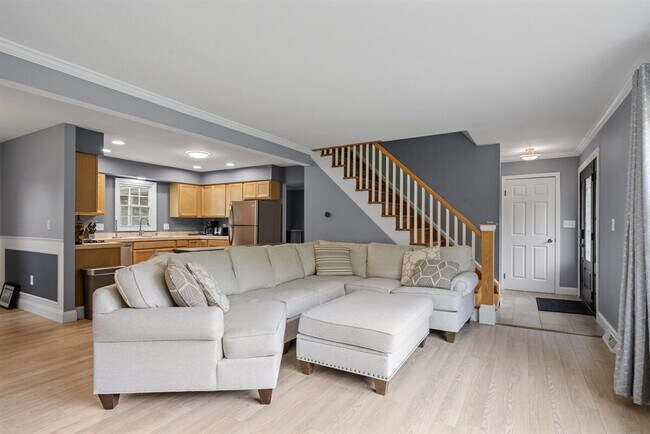 Photo - 2 Meadow Ln Unit ID1302138P