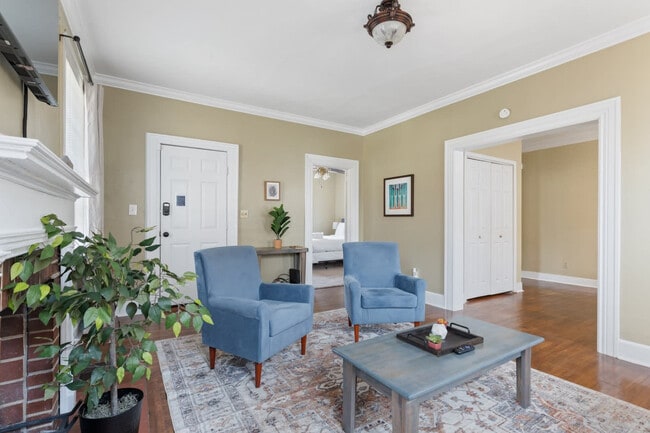 Photo - 2004 Capitol Ave Unit ID1043879P