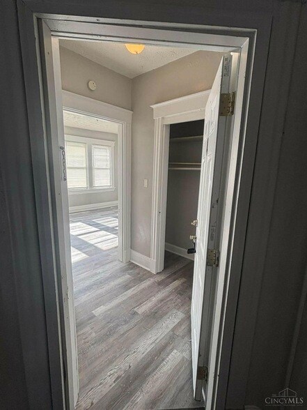 Photo - 3671 Vine St