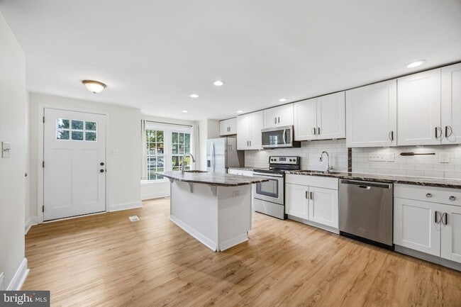 Photo - 8609 Hawk Run Terrace