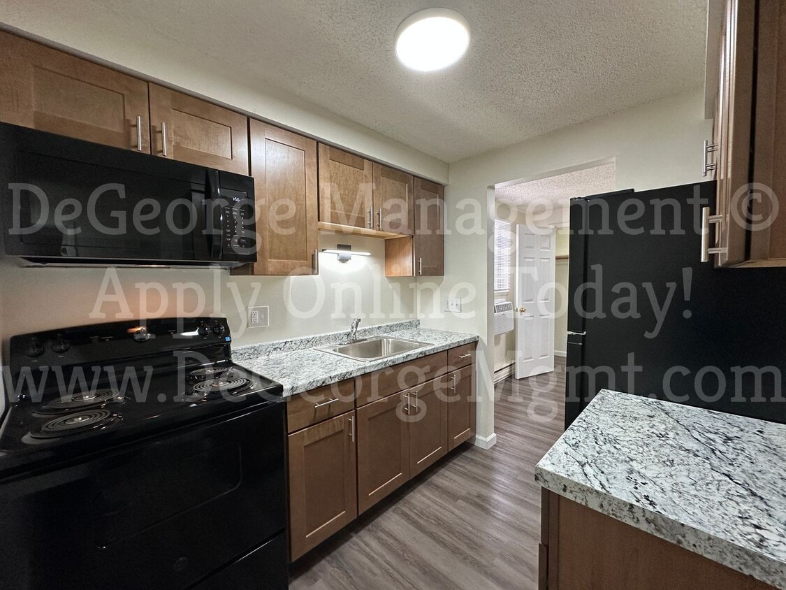 Floor Plan - 2/1 Updated w/ Hard Flooring