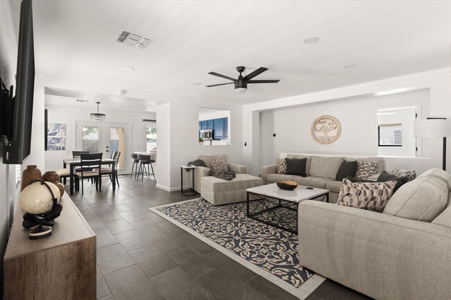 Building Photo - 11359 E Elena Ave Unit ID1299050P