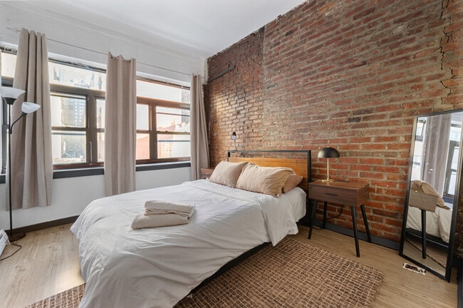 Photo - 301 W 31st St Unit SI ID1323979P