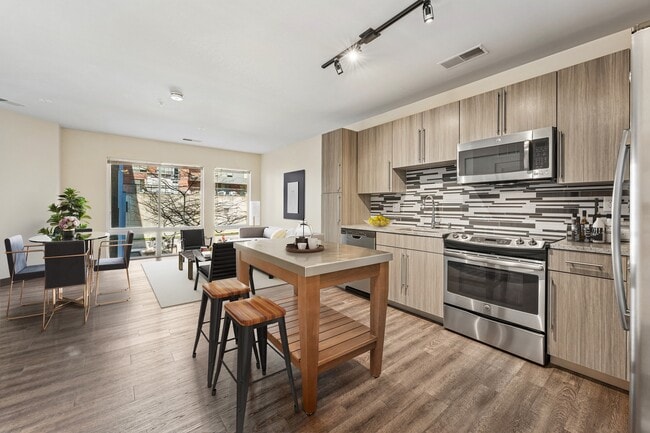 Building Photo - Anthology