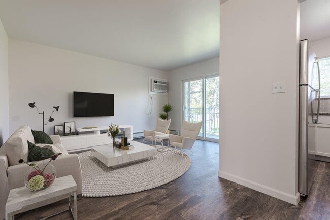 Photo - Penbrooke Meadows Apartment Homes