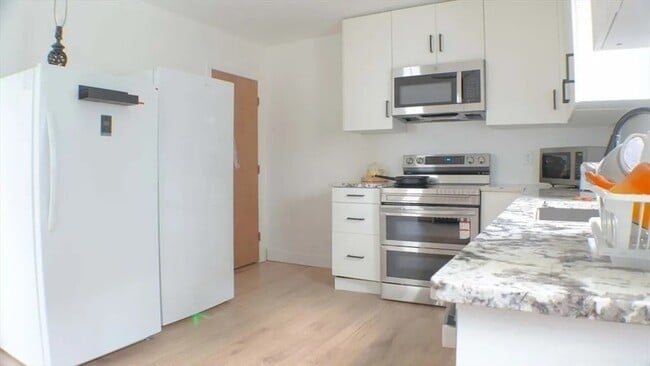 Photo - 12 Naples Rd