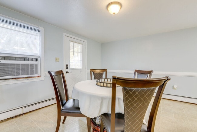 Photo - 37 Bryn Mawr Ave Unit SI ID1546035P