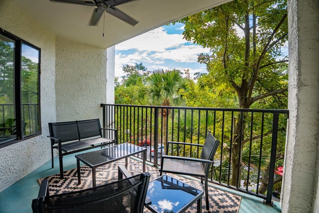 Photo - 10 Lemoyne Ave Unit ID1322533P