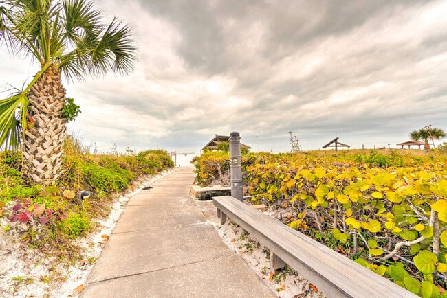 Photo - 1037 W Peppertree Dr Unit SI FL3-ID1546456P