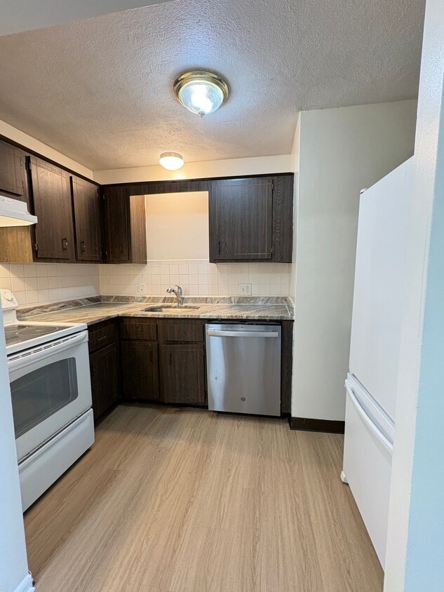 Floor Plan - Cental 8