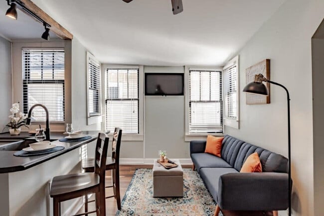 Building Photo - 57 N Ann St Unit ID1043457P