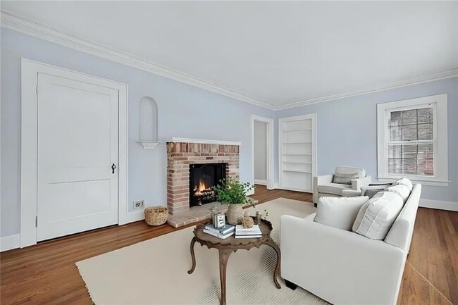 Building Photo - 444 Burlington Rd NE