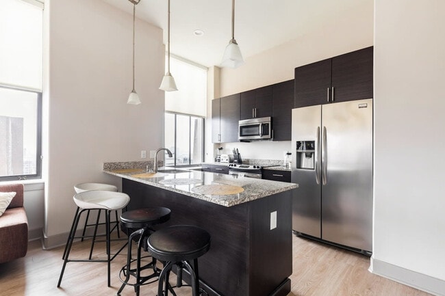 Photo - 10 Light St Unit SI FL19-ID1024652P