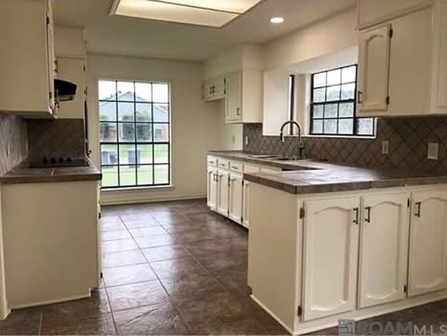 Photo - 13523 Willowridge Ave