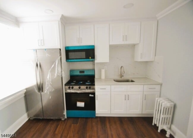 Photo - 56 Hobart Pl