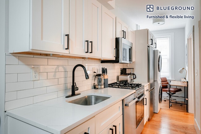 Photo - 152 Salem St Unit FL1-ID1257