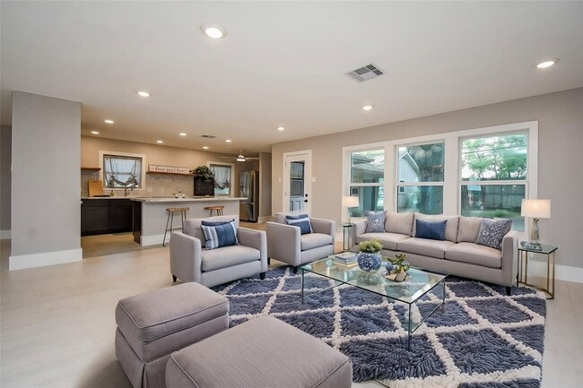 Photo - 7618 Highmeadow Dr