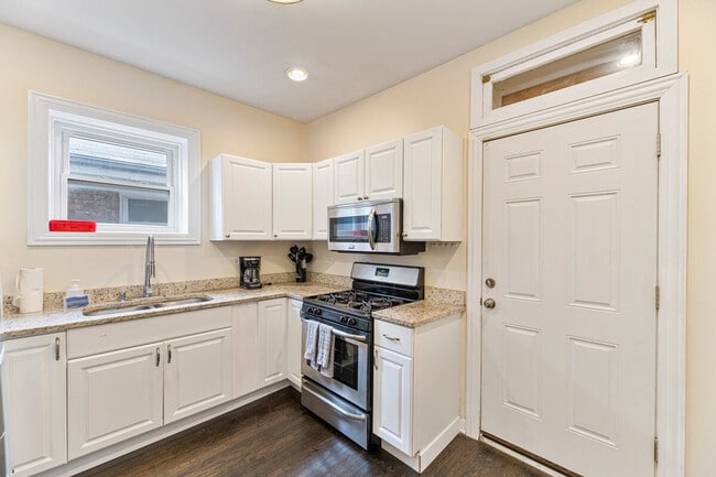 Photo - 1349 N Lawndale Ave Unit ID1265099P