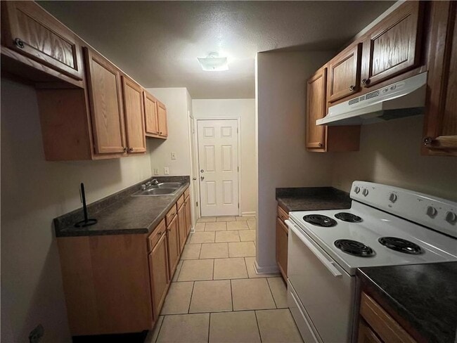 Photo - 2222 Bartolo St