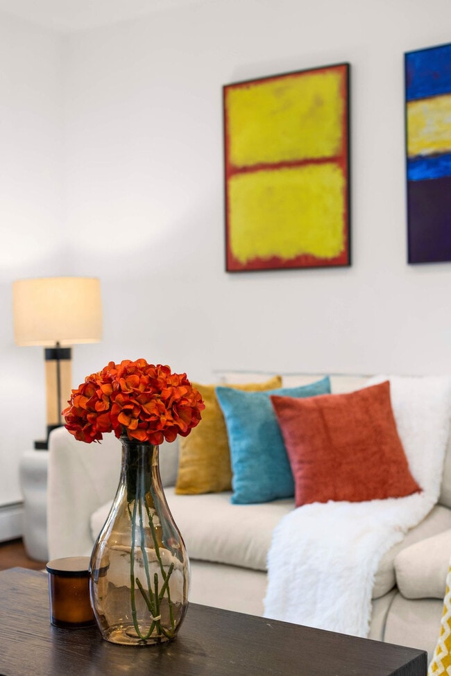 Photo - 15 St Marks Pl Unit ID1291588P